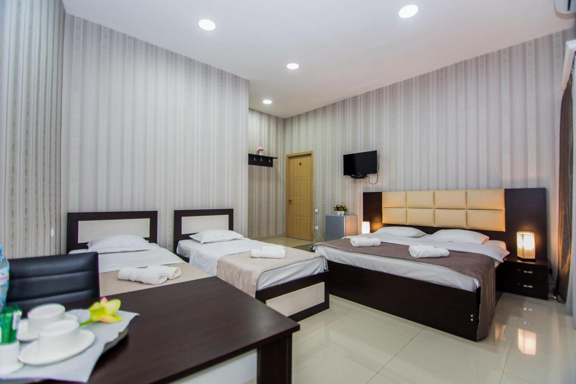 Hotel Care Inn Tiflis Exterior foto